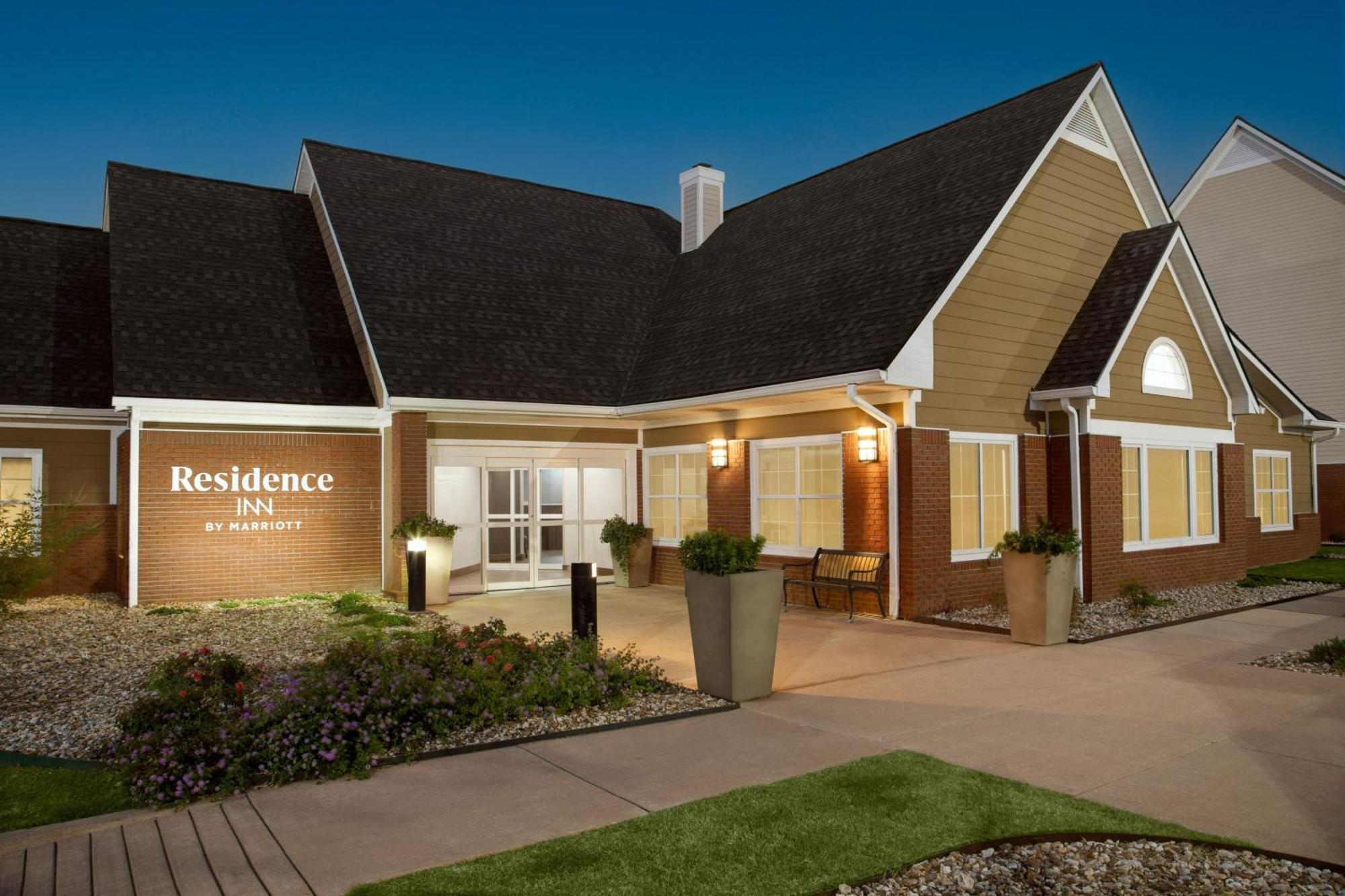 Residence Inn By Marriott Tulsa South Exterior photo